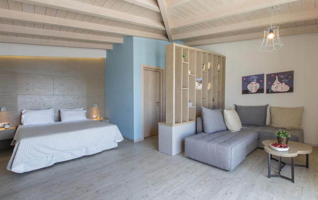 Golden Beach suite Τολό