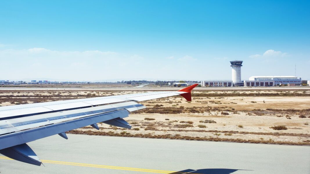 Larnaca-airport Αεροδρόμιο Λάρνακα