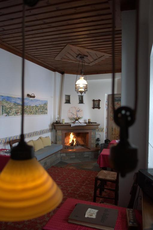 Vera's Traditional House