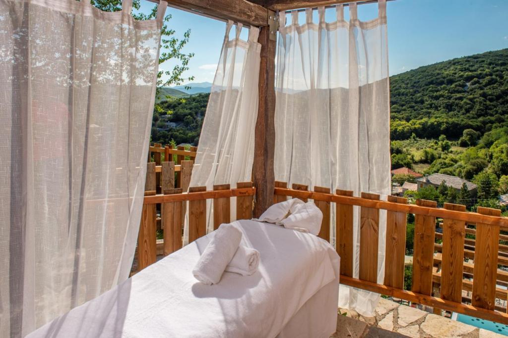 Pirrion Wellness Boutique Hotel 