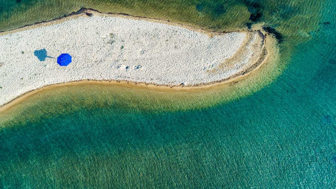 Χαλκιδική - παραλία Βουρβουρού