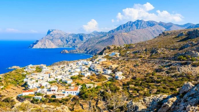 Οι Εικόνες και ο Τάσος Δούσης ταξιδεύουν στις υπέροχες Κάρπαθο και Κάσο και τη μοναδική Τοσκάνη – Δείτε δύο επεισόδια αυτό το Σαββατοκύριακο