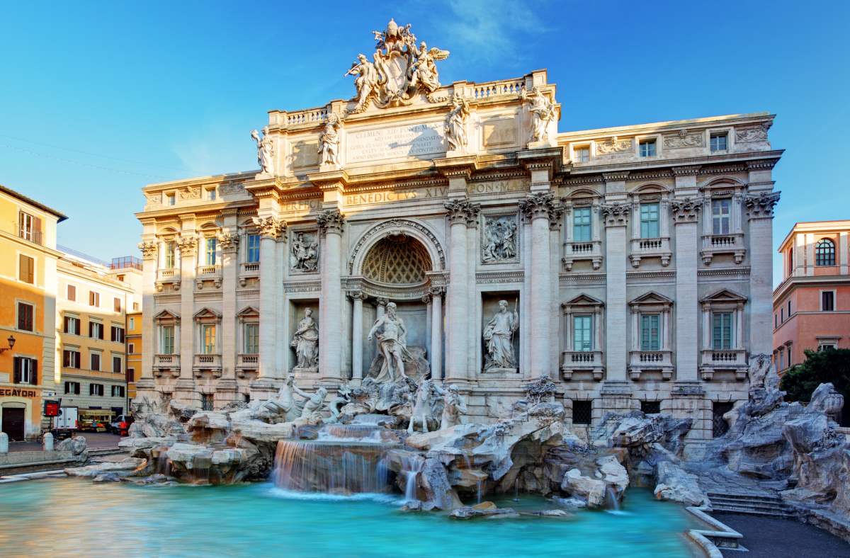 Fontana di Trevi, Shutterstock