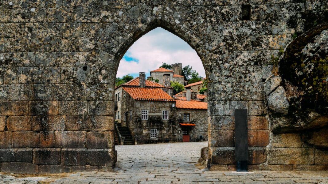 shutterstock_Sortelha Portugal (1)