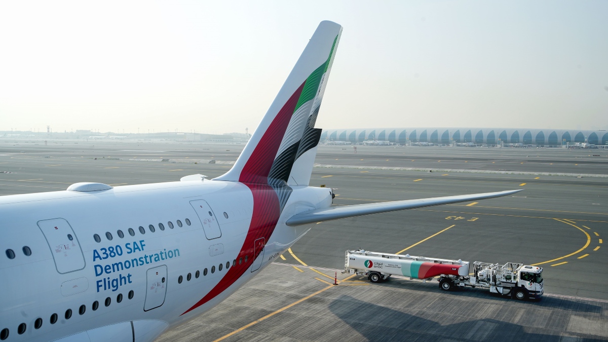 Η Emirates πραγματοποίησε την πρώτη δοκιμαστική πτήση παγκoσμίως με 100% Βιώσιμο Αεροπορικό Καύσιμο με αεροσκάφος τύπου A380