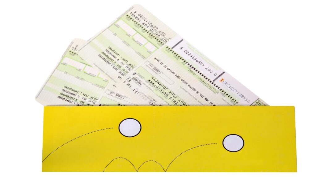 shutterstock-airtickets
