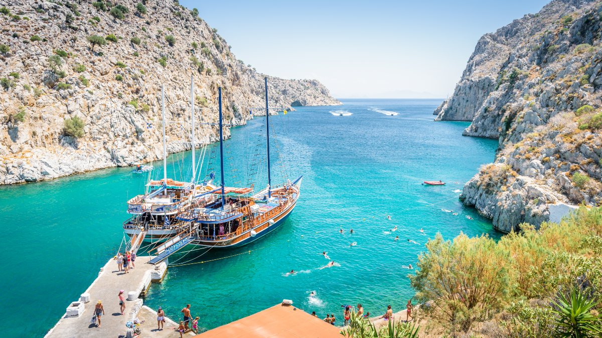 Η Ελλάδα εισάγει fast – track βίζα για Τούρκους τουρίστες σε 10 ελληνικά νησιά