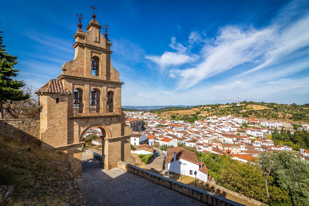 Ισπανία: Οι πόλεις της που είναι οι καλύτεροι προορισμοί για ταξίδι την άνοιξη