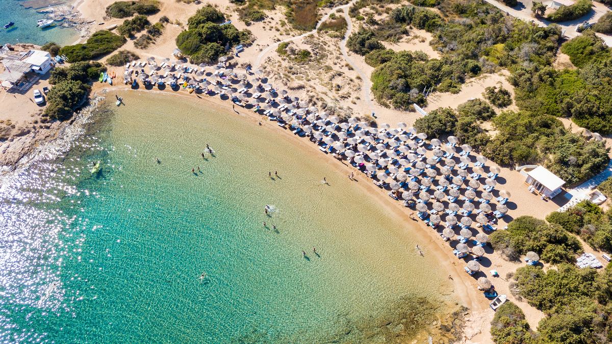 Νέοι κανόνες στις ελληνικές παραλίες – Τι προβλέπει το νομοσχέδιο