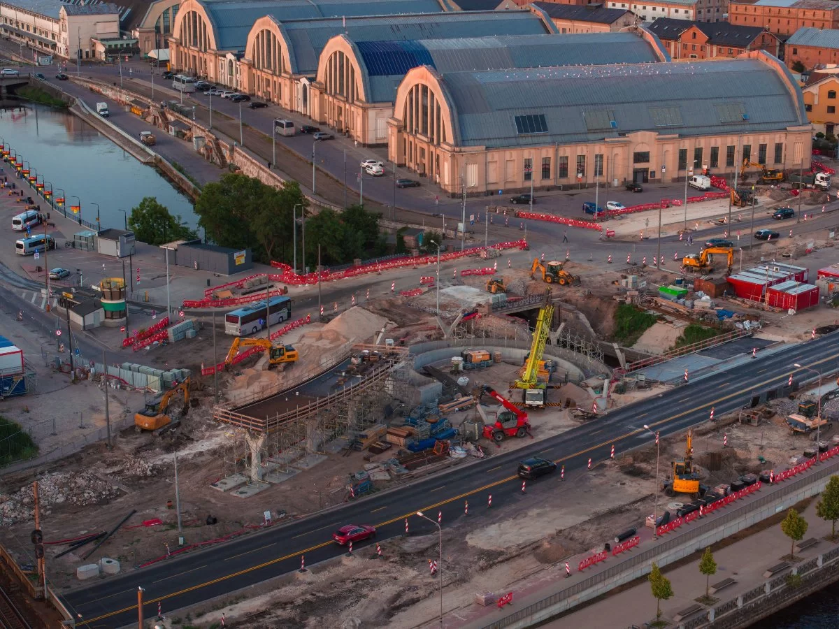 Κατασκευή έργου Rail Baltica στο κέντρο της Ρίγας