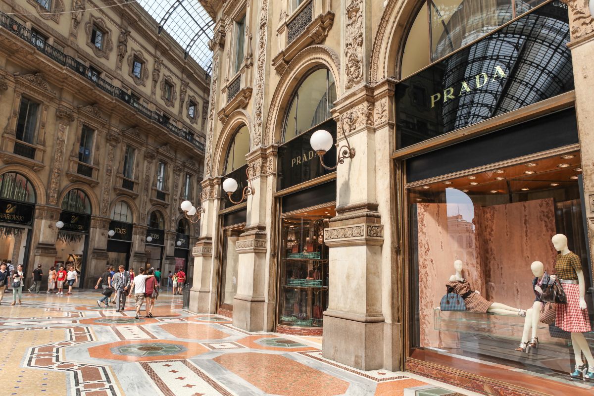 Prada Store - Galleria Vittorio Emanuele II shopping mall - Μιλάνο