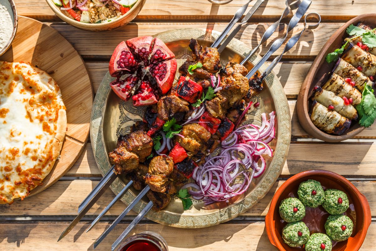 Shish kebab ή shashlik, ψητά σουβλάκια,, παραδοσιακό γεωργιανό πιάτο