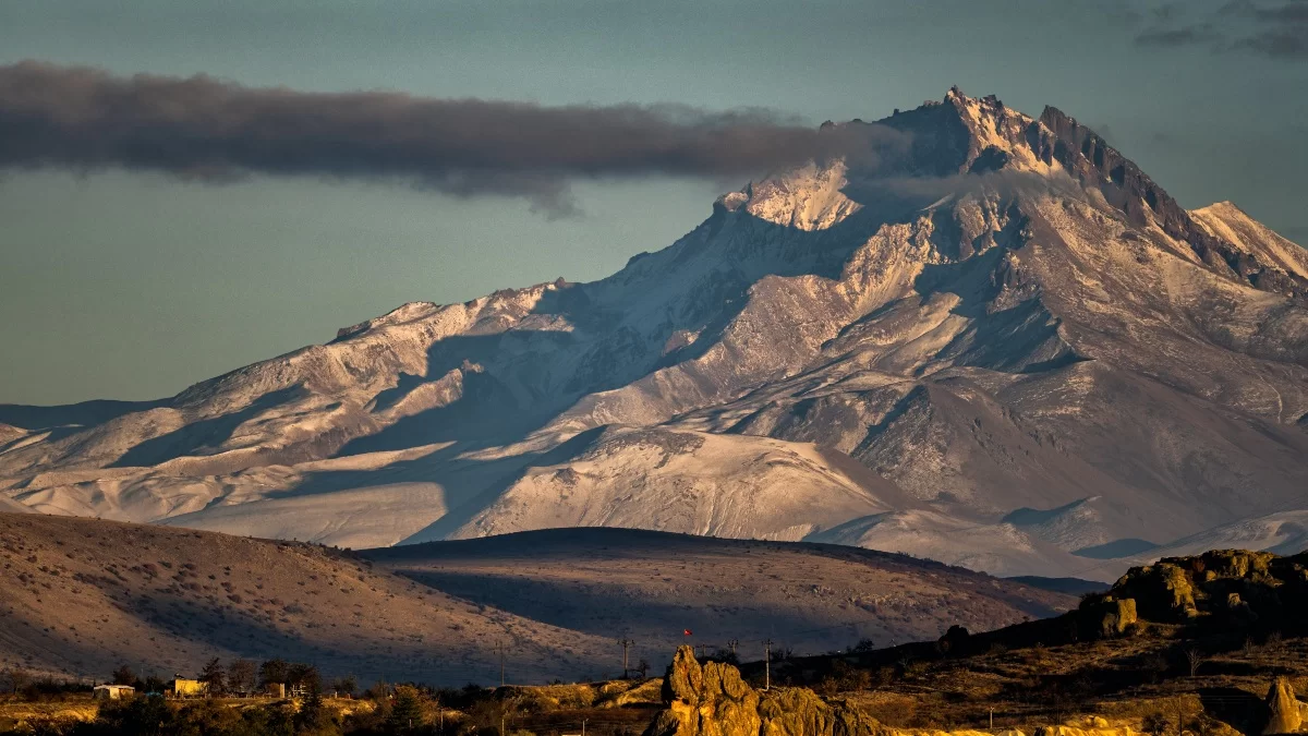 Όρος Erciyes (τουρκικά: Erciyes Dağı), Kayseri, Τουρκία. Η ψηλότερη κορυφή στα βουνά του Taurus