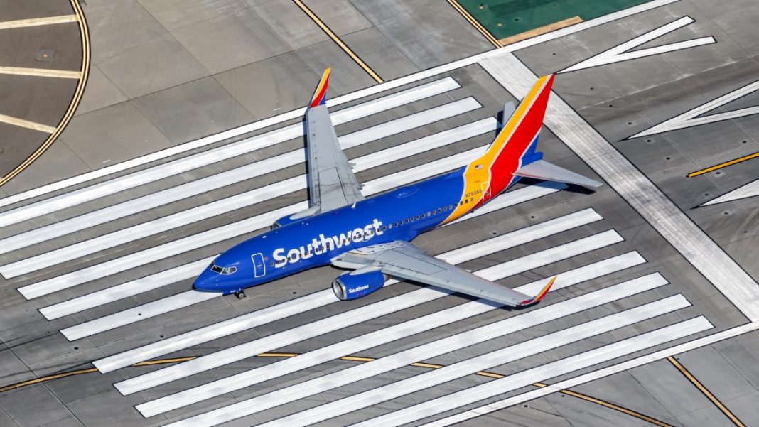Southwest Airlines Boeing 737-700 airplane