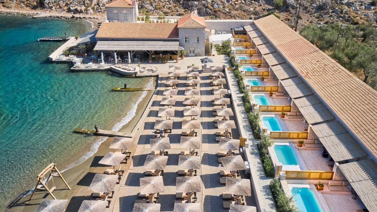 Ύδρα: Το 5 αστέρων ξενοδοχείο για μια εμπειρία πολυτέλειας ακριβώς μπροστά στη θάλασσα