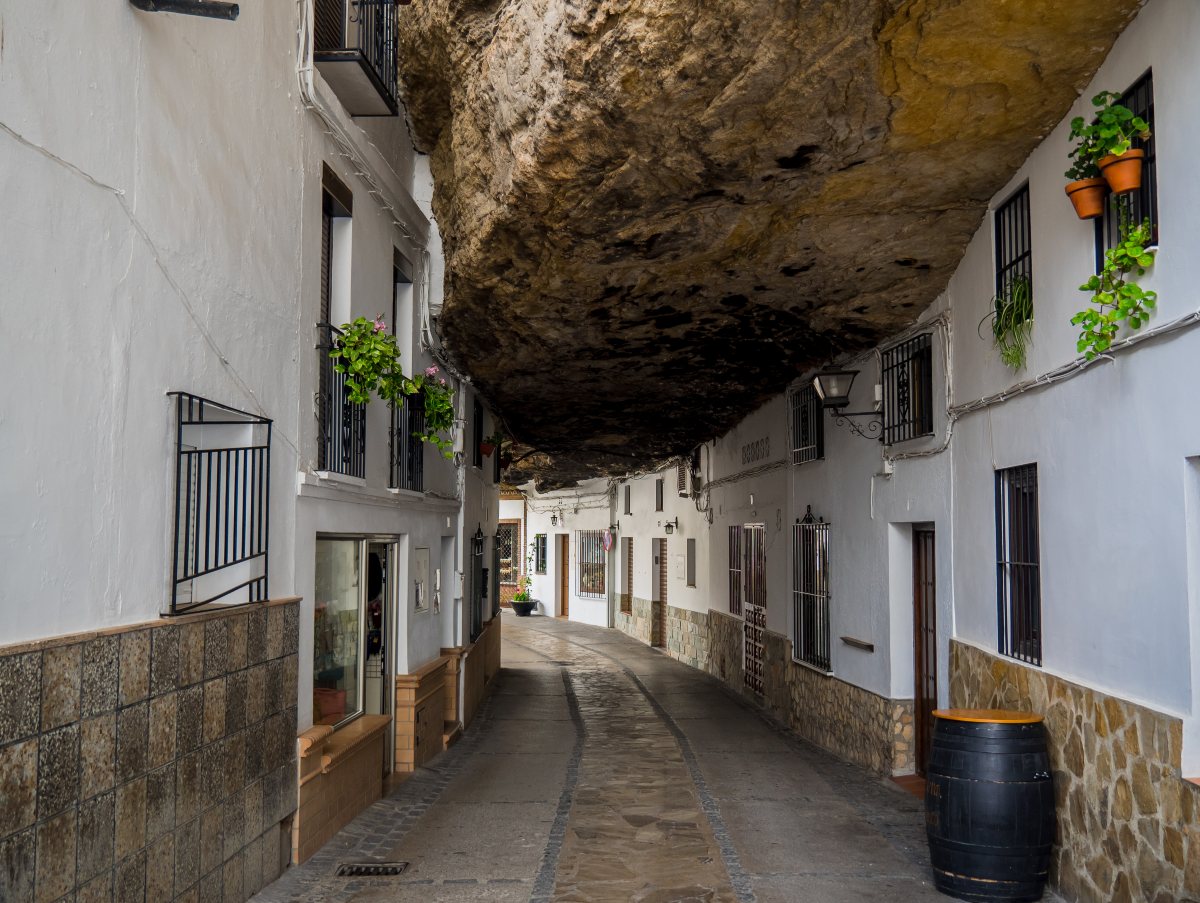 "Setenil de las Bodegas" Ισπανία