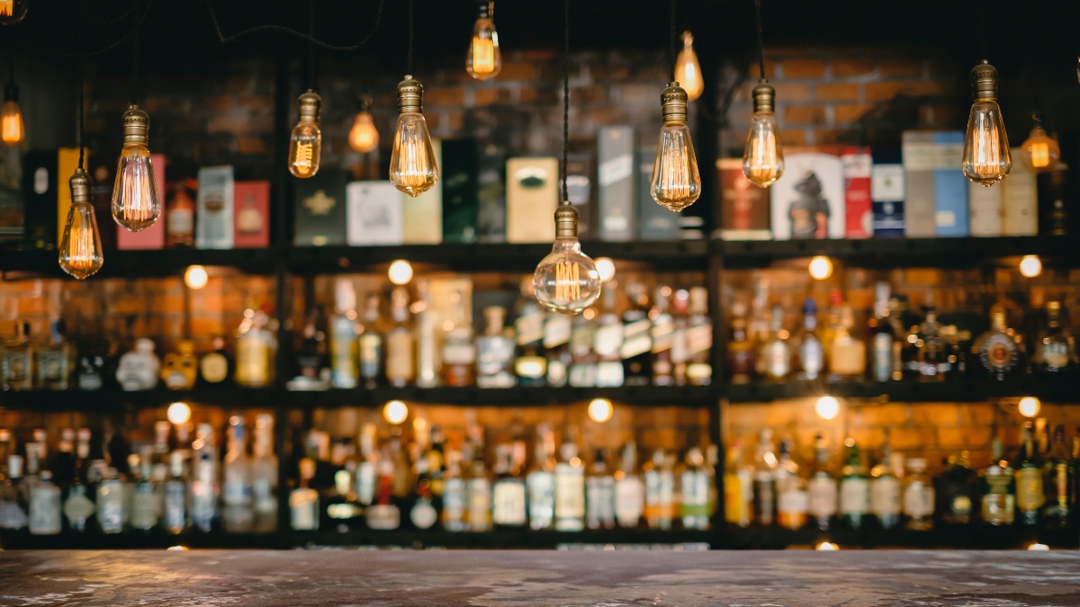bar