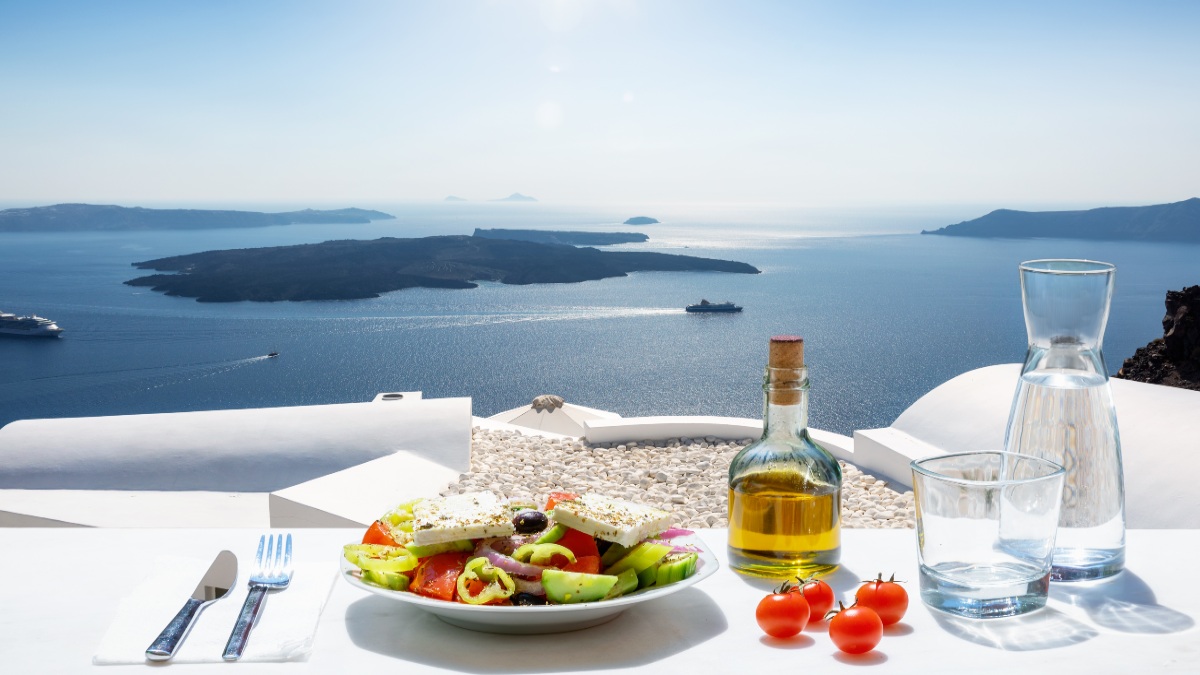 Οι 100 καλύτερες σαλάτες του κόσμου – Μια ελληνική στην πρώτη θέση