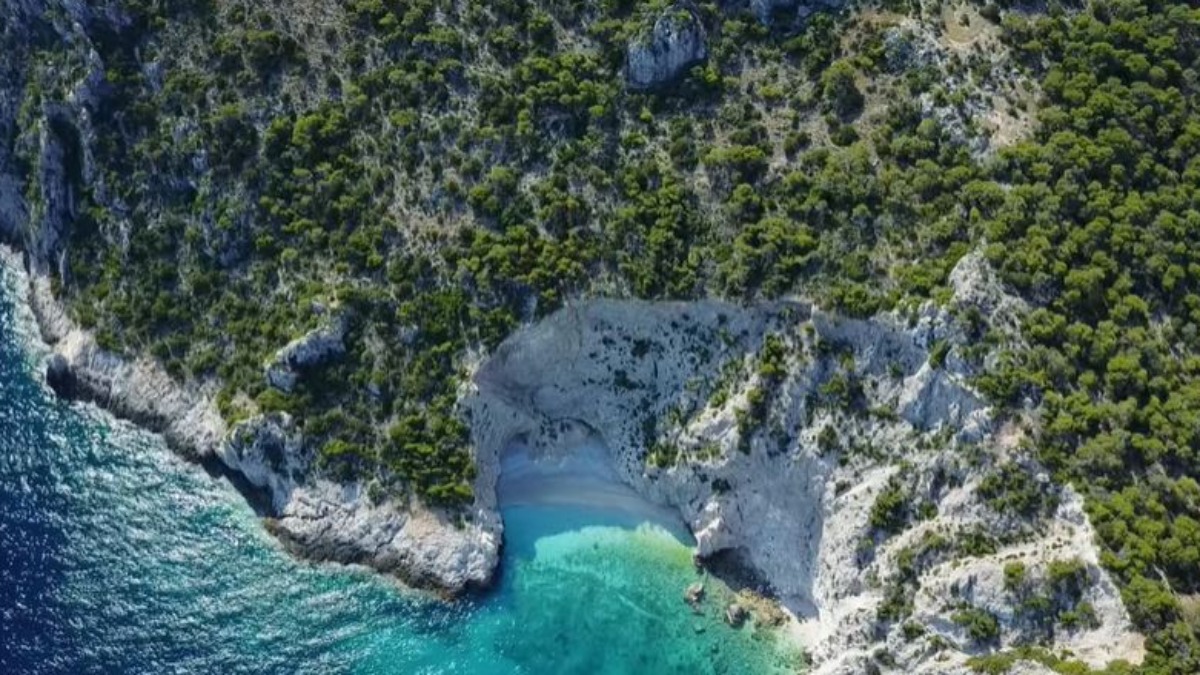 Παραλία Χ, Πελοπόννησος