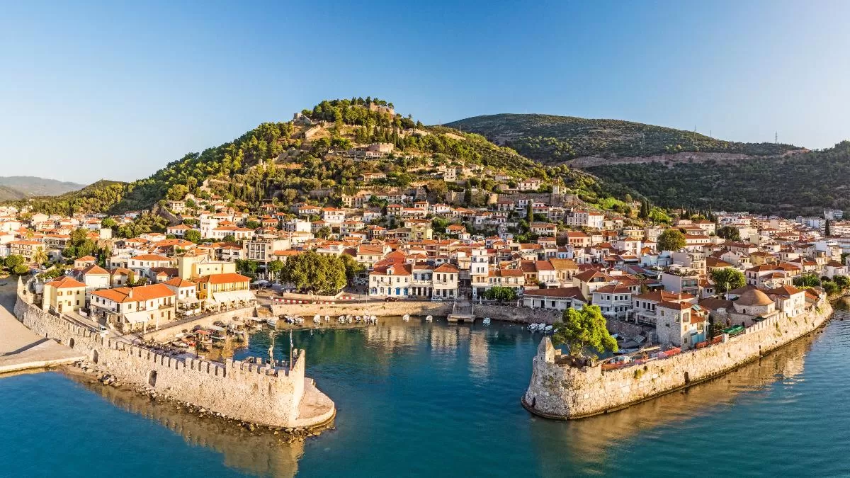 Ναύπακτος