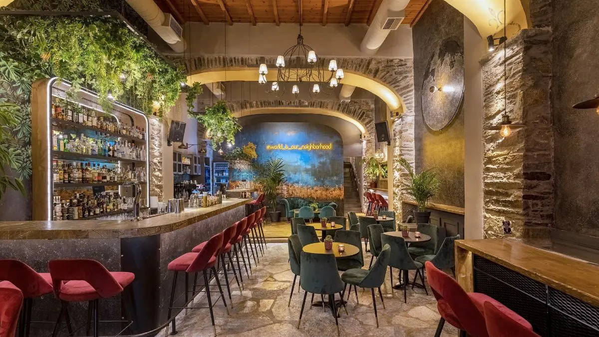 Το Barrio bar στην Ερμούπολη