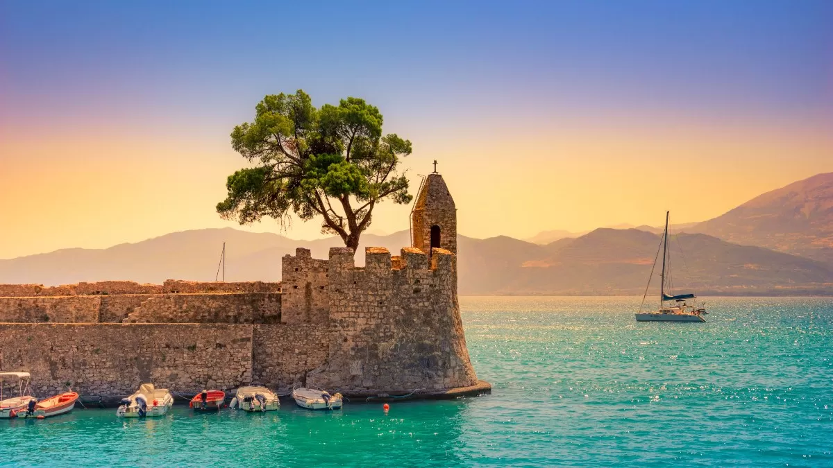 Ναύπακτος