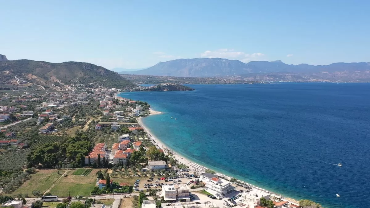 Παραλία Αλμυρή