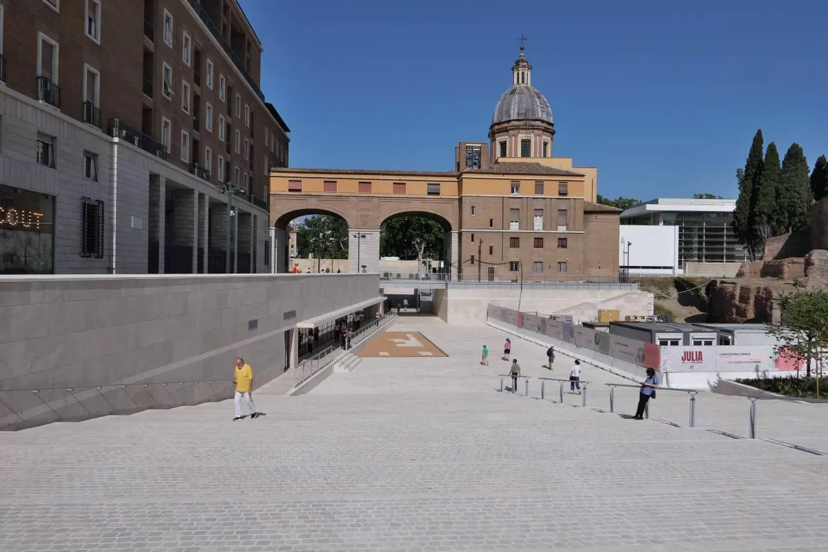 Piazza Augusto Imperatore Ρώμη