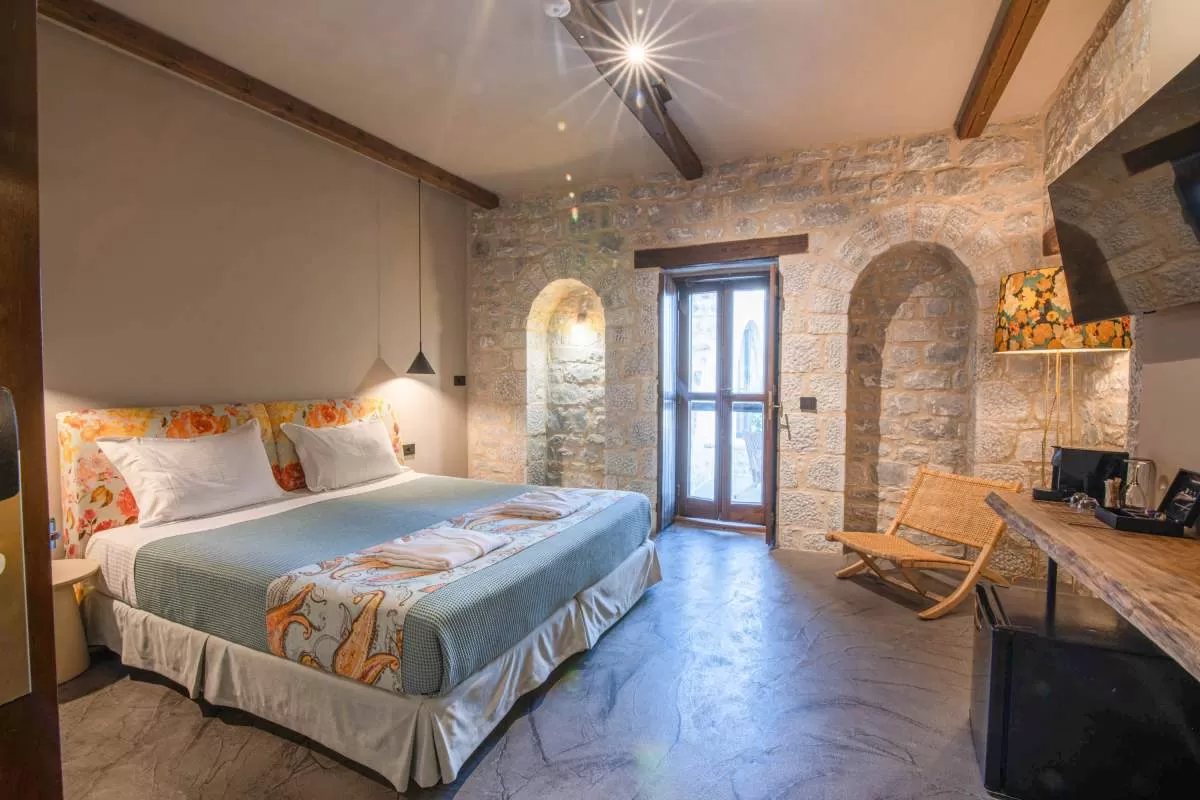 Πέτρα & Φως Μάνη