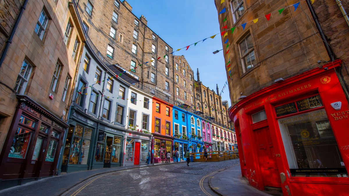 Victoria Street Εδιμβούργο: Ο δρόμος των ιστοριών και των μυστικών